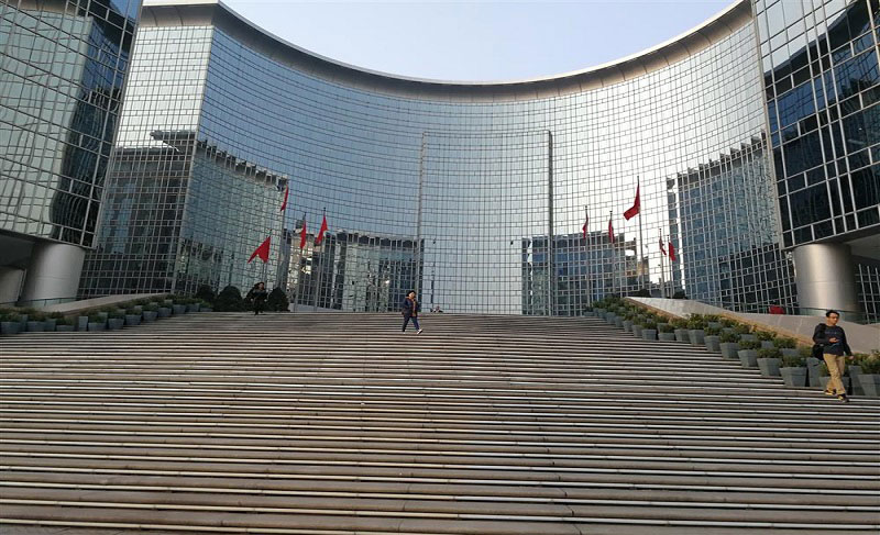 某跨國(guó)媒體公司年度董事會(huì)